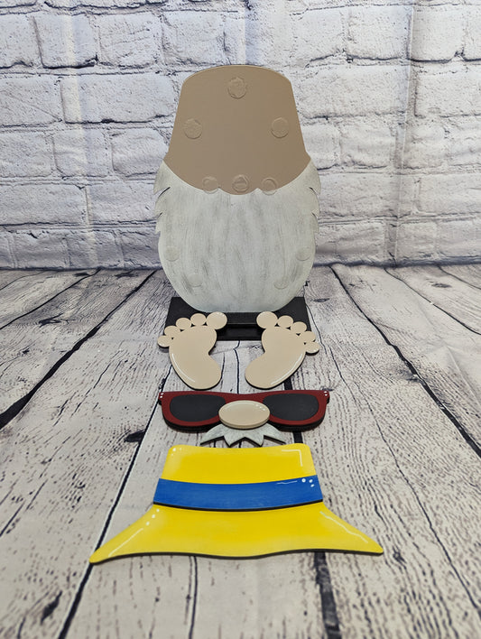 Interchangeable Gnome Shelf Sitter