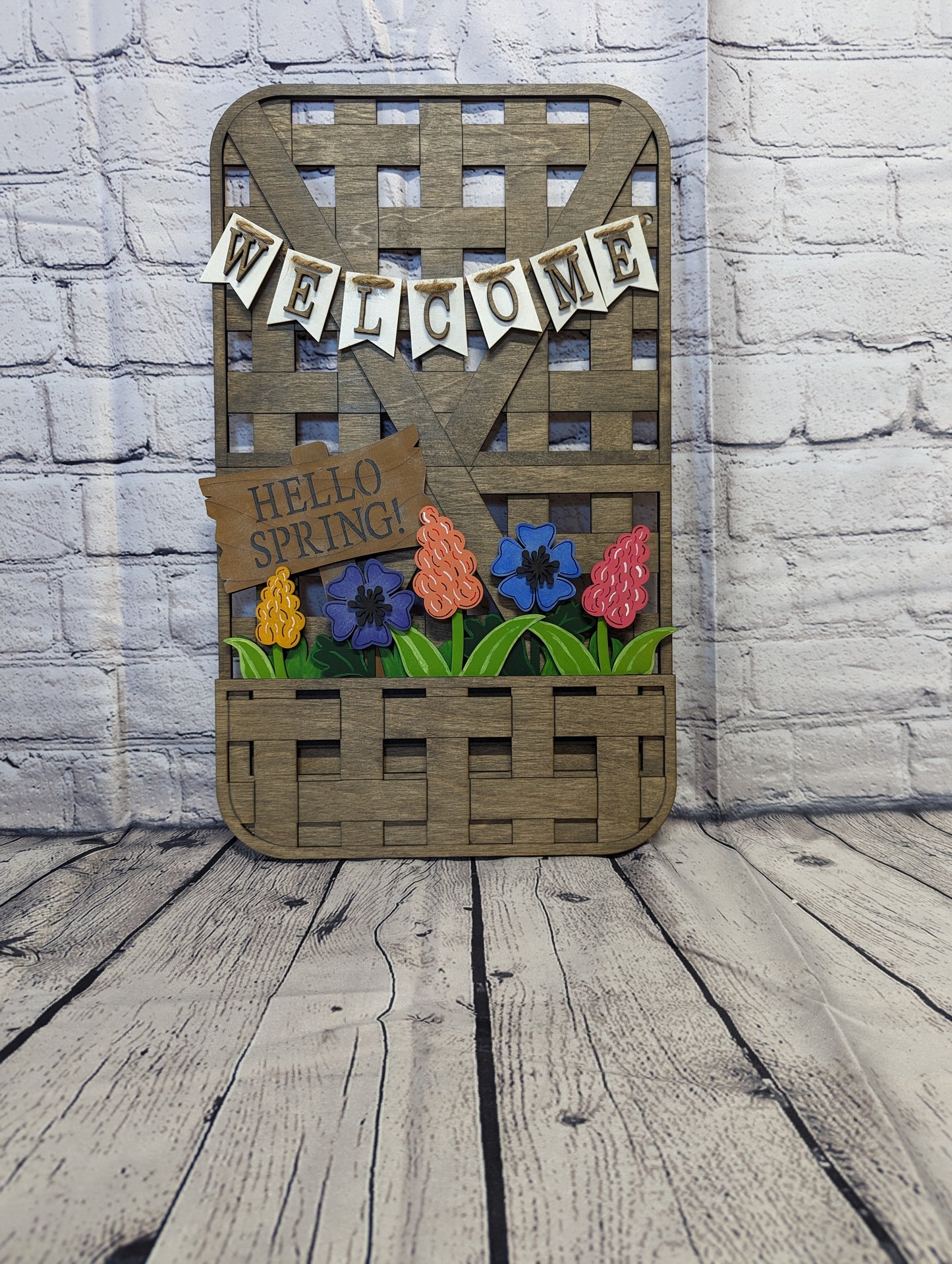 Large Tobacco Basket Hanger or Shelf Leaner