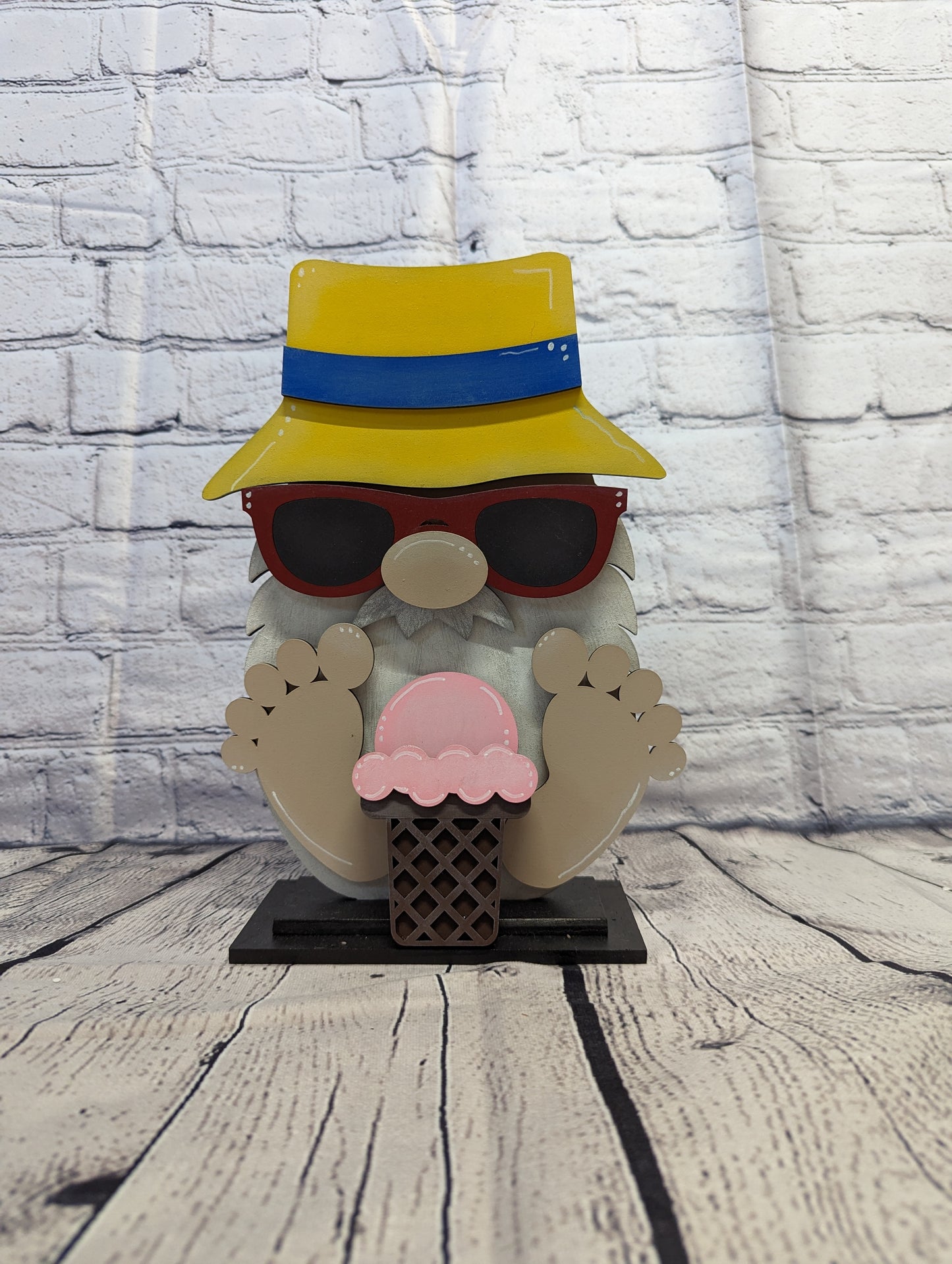 Interchangeable Gnome Shelf Sitter