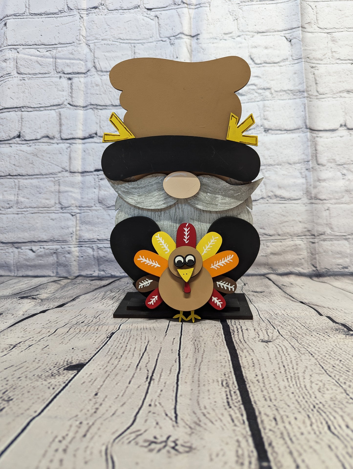 Interchangeable Gnome Shelf Sitter